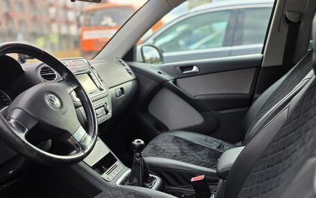 Volkswagen Tiguan I, 2010 год, 930 000 рублей, 5 фотография