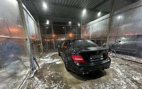 Mercedes-Benz C-Класс, 2014 год, 1 850 000 рублей, 4 фотография