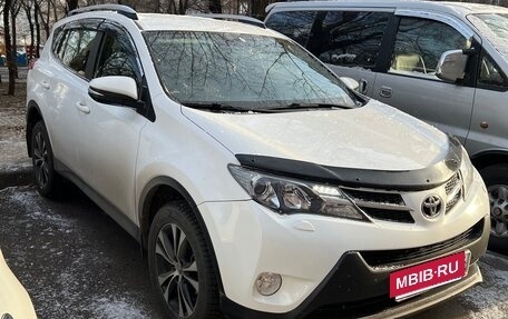 Toyota RAV4, 2014 год, 1 900 000 рублей, 3 фотография