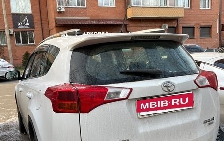 Toyota RAV4, 2014 год, 1 900 000 рублей, 7 фотография