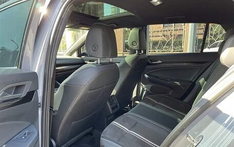 Volkswagen Golf VIII, 2022 год, 2 100 000 рублей, 6 фотография