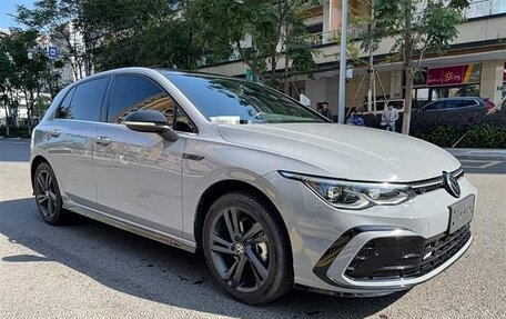 Volkswagen Golf VIII, 2022 год, 2 100 000 рублей, 14 фотография