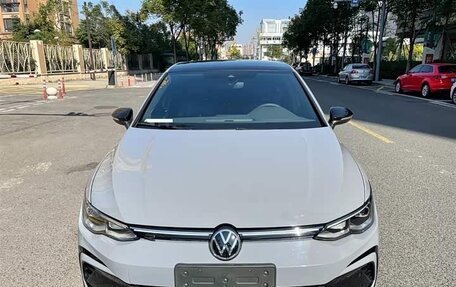 Volkswagen Golf VIII, 2022 год, 2 100 000 рублей, 15 фотография