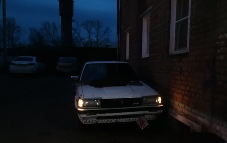 Toyota Mark II VIII (X100), 1985 год, 200 000 рублей, 3 фотография