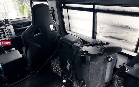 Land Rover Defender I, 2008 год, 14 фотография