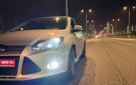 Ford Focus III, 2014 год, 900 000 рублей, 2 фотография