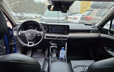 KIA K5, 2021 год, 2 500 000 рублей, 12 фотография