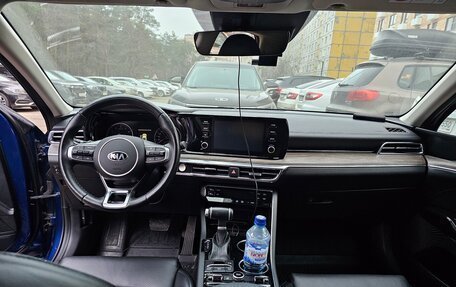 KIA K5, 2021 год, 2 500 000 рублей, 11 фотография