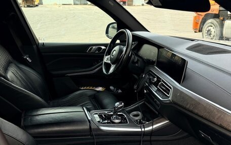 BMW X5, 2019 год, 5 500 000 рублей, 11 фотография