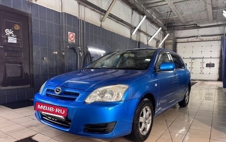 Toyota Corolla, 2004 год, 720 000 рублей, 2 фотография