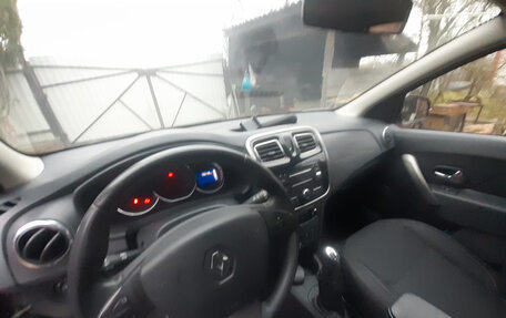 Renault Sandero II рестайлинг, 2015 год, 1 090 000 рублей, 5 фотография