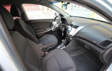 Hyundai Solaris II рестайлинг, 2011 год, 595 000 рублей, 14 фотография