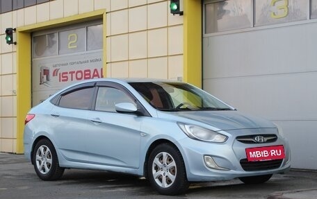 Hyundai Solaris II рестайлинг, 2011 год, 595 000 рублей, 8 фотография