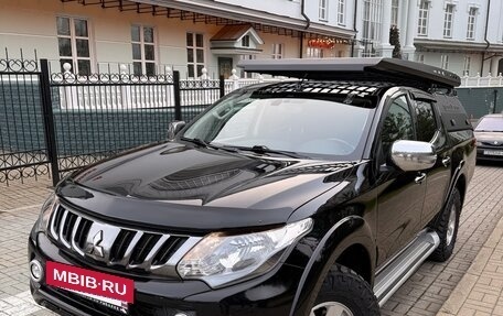 Mitsubishi L200 IV рестайлинг, 2017 год, 2 780 000 рублей, 2 фотография