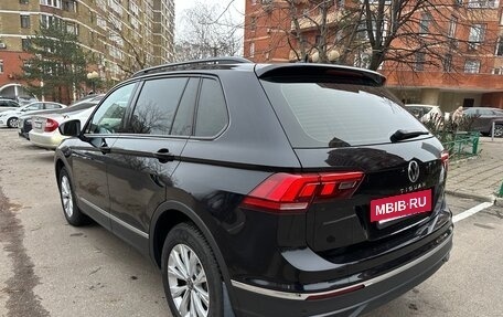 Volkswagen Tiguan II, 2021 год, 2 990 000 рублей, 6 фотография