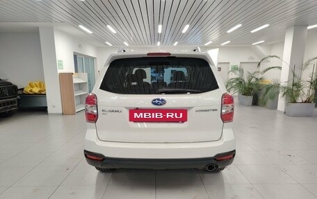 Subaru Forester, 2015 год, 1 590 000 рублей, 4 фотография