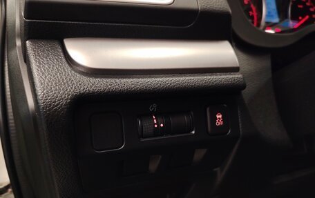 Subaru Forester, 2015 год, 1 590 000 рублей, 13 фотография