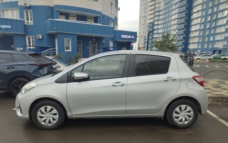 Toyota Vitz, 2018 год, 955 000 рублей, 3 фотография