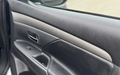 Mitsubishi Outlander III рестайлинг 3, 2014 год, 1 270 000 рублей, 9 фотография