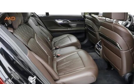 BMW 7 серия, 2021 год, 7 206 500 рублей, 11 фотография