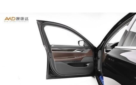 BMW 7 серия, 2021 год, 7 206 500 рублей, 13 фотография