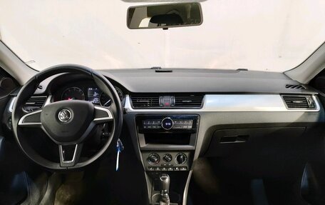 Skoda Rapid I, 2016 год, 1 369 000 рублей, 7 фотография