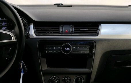 Skoda Rapid I, 2016 год, 1 369 000 рублей, 8 фотография