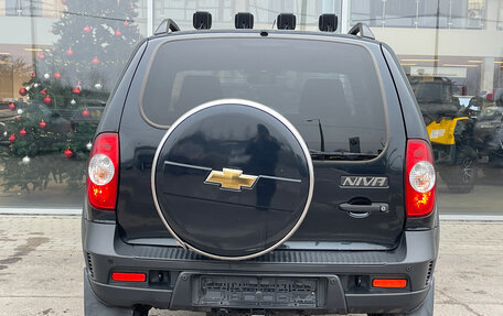 Chevrolet Niva I рестайлинг, 2020 год, 930 000 рублей, 5 фотография