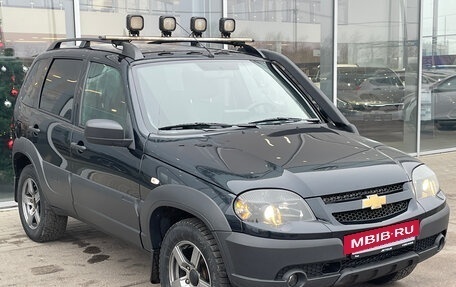 Chevrolet Niva I рестайлинг, 2020 год, 930 000 рублей, 3 фотография