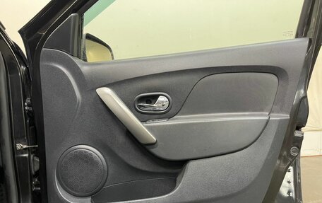 Renault Logan II, 2015 год, 588 000 рублей, 12 фотография