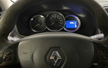 Renault Logan II, 2015 год, 588 000 рублей, 10 фотография