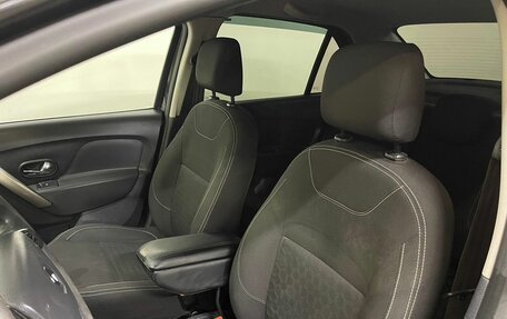 Renault Logan II, 2015 год, 588 000 рублей, 14 фотография