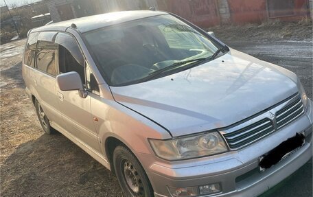 Mitsubishi Chariot III, 2001 год, 800 000 рублей, 2 фотография