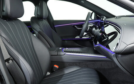 Mercedes-Benz E-Класс, 2025 год, 10 500 000 рублей, 19 фотография