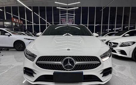 Mercedes-Benz A-Класс, 2022 год, 2 397 001 рублей, 2 фотография