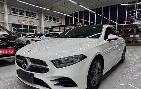 Mercedes-Benz A-Класс, 2022 год, 2 397 001 рублей, 5 фотография