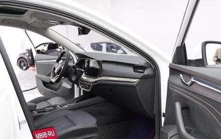 Skoda Octavia IV, 2021 год, 1 620 000 рублей, 10 фотография