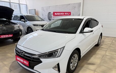 Hyundai Elantra VI рестайлинг, 2019 год, 1 950 000 рублей, 1 фотография