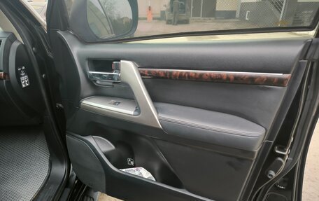 Toyota Land Cruiser 200, 2012 год, 3 800 000 рублей, 5 фотография