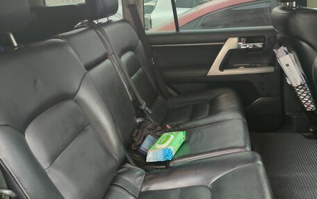 Toyota Land Cruiser 200, 2012 год, 3 800 000 рублей, 7 фотография