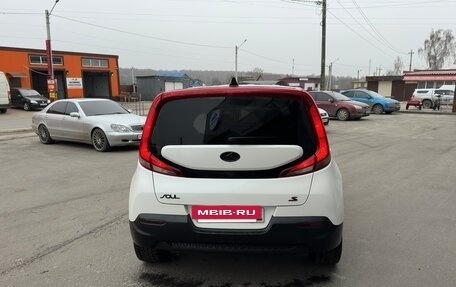 KIA Soul III, 2020 год, 1 800 000 рублей, 5 фотография