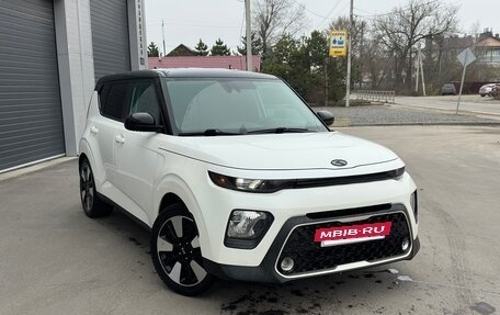 KIA Soul III, 2020 год, 1 800 000 рублей, 2 фотография