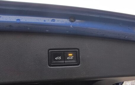 Volkswagen Tiguan II, 2018 год, 2 200 000 рублей, 12 фотография