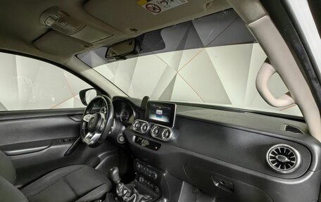 Mercedes-Benz X-Класс I, 2019 год, 3 700 000 рублей, 10 фотография