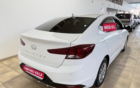 Hyundai Elantra VI рестайлинг, 2019 год, 1 950 000 рублей, 4 фотография