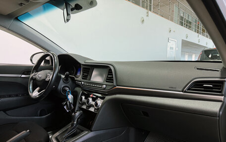 Hyundai Elantra VI рестайлинг, 2019 год, 1 950 000 рублей, 19 фотография