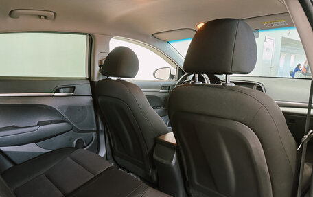 Hyundai Elantra VI рестайлинг, 2019 год, 1 950 000 рублей, 27 фотография