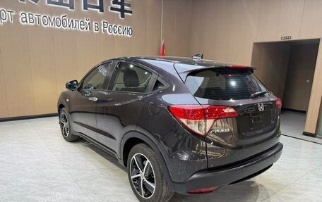 Honda Vezel, 2021 год, 1 756 000 рублей, 4 фотография