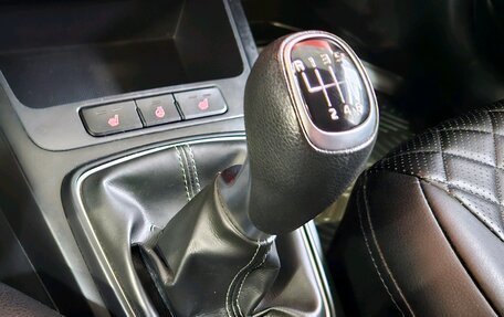 KIA Rio IV, 2019 год, 1 345 000 рублей, 15 фотография