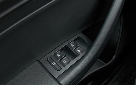 Volkswagen Polo VI (EU Market), 2021 год, 1 680 000 рублей, 8 фотография